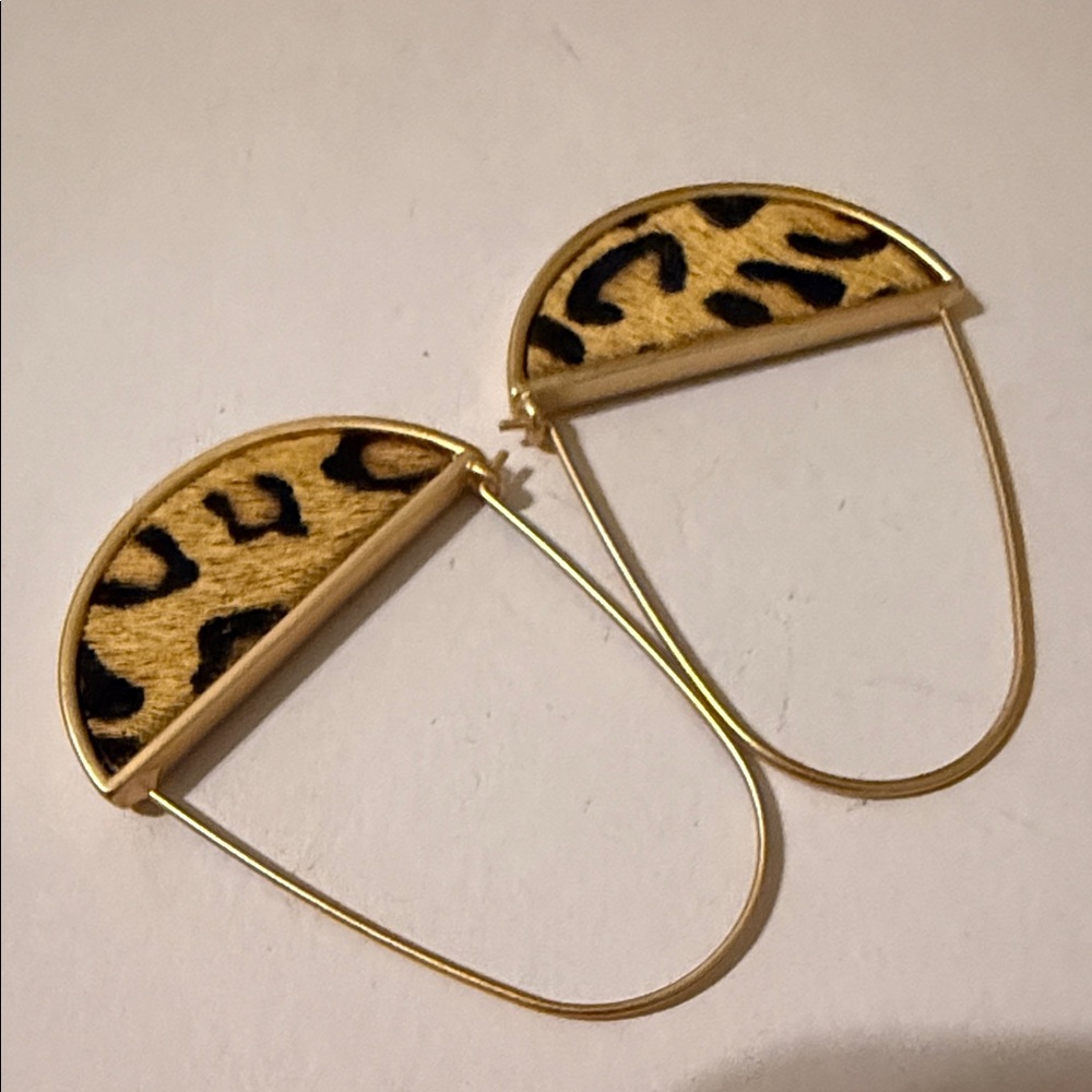Leopard Print Gold Hoop Earrings - Picture 4 of 4